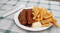 Oblíbená n�mecká pochoutka- kari wurst (Ilustra�ní snímek)