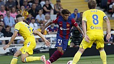 Lamine Yamal (27) z Barcelony kli�kuje v zápase s Cádizem.