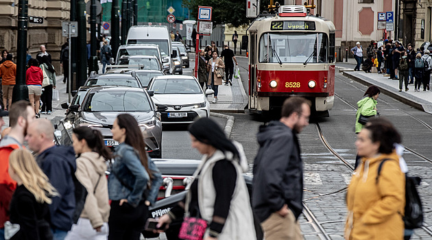Hřib trvá na zpoplatnění vjezdu do centra Prahy. SPOLU je proti