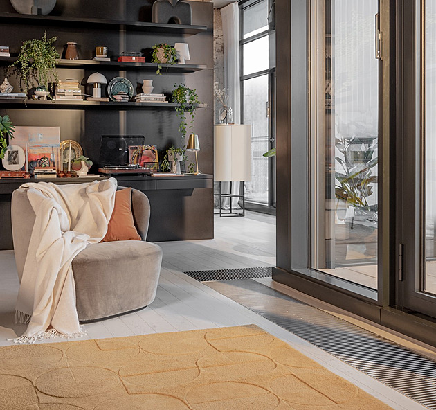 Útulný loft existuje, bývá to však výjimka. Na jednu se podívejte