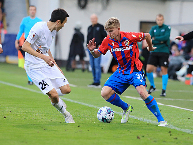 Chyba, spálená šance, dva góly. Jak Šulc namířil Plzeň k postupu