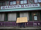 Adam Henderson, majitel hotelu Harbour Master Suites, pipravuje svj podnik...