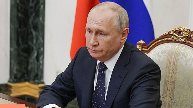 Rusk prezident Vladimir Putin na zasedn Rady bezpenosti v Moskv (25. srpna 2023)