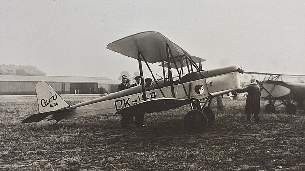 Aero A-34 �Kos�, hlavn� v�cvikov� letoun �st�edn� leteck� �koly v Praze