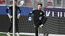 Ruský branká� Tobolu Kostanaj Ivan Konovalov na tréninku v Plzni.