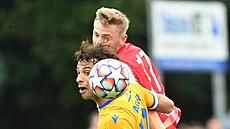 Momentka z pohárového zápasu Sokol Brozany - FK Teplice