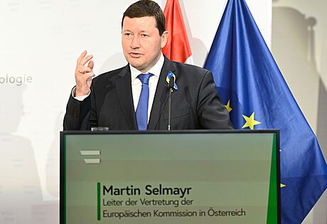 Zástupce Evropské komise Martin Selmayr na tiskové konference k zahájení bonusu...