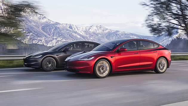 Tesla se přetahuje s Enyaqem o vládu nad českým trhem s elektromobily