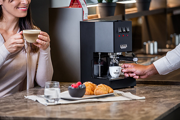 Dokonalý kávový zážitek: Jak vybrat kávovar do domácnosti