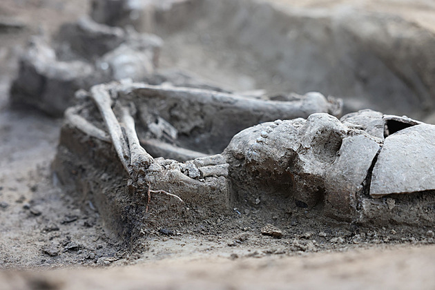 Stavbaři na Slovácku našli kostry staré 7000 let, jsou výjimečně zachovalé