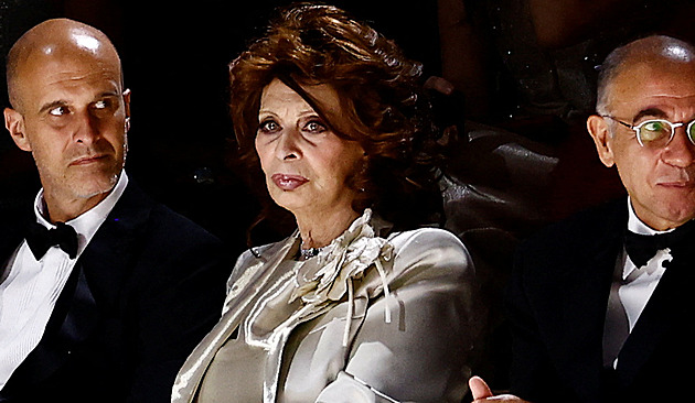 Herečka Sophia Lorenová je v nemocnici, po pádu utrpěla několik zlomenin