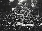 Demonstrace proti Pinochetov reimu v Santiagu (listopad 1982)