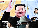 Severní Korea uspoádala k výroí zaloení státu pehlídku polovojenských...