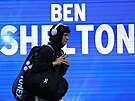 Amerian Ben Shelton nastupuje k semifinálovému utkání na tenisovém US Open.