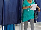 Lidé volí v místních volbách v Doncku, hlavním mst Ruskem kontrolované...