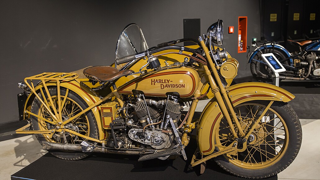 Jeden z historických motocykl� Harley-Davidson