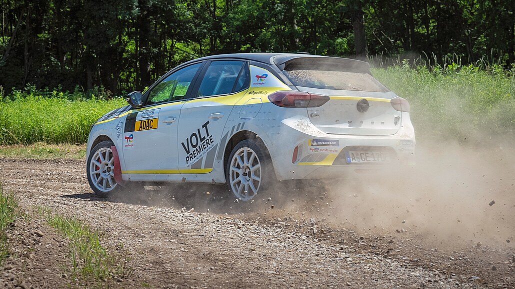 Opel Corsa Rally Electric na trati