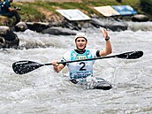 Kajaká Vít Pindi na Svtovém poháru ve vodním slalomu v Seu dUrgell