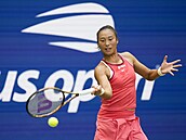 Čeng Čchin-wen se chystá na úder ve čtvrtfinále US Open.