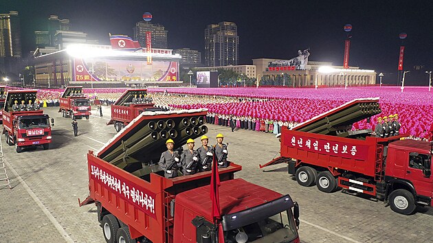 Severn� Korea uspo��dala k v�ro�� zalo�en� st�tu p�ehl�dku polovojensk�ch skupin v Pchjongjangu. (9. z��� 2023)