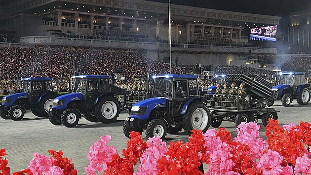 Severn� Korea uspo��dala k v�ro�� zalo�en� st�tu p�ehl�dku polovojensk�ch skupin v Pchjongjangu. (9. z��� 2023)