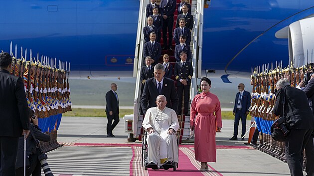 Papee Frantika na letiti pivtala mongolsk ministryn zahrani Batmunch Battsetsegov. (1. z 2023)