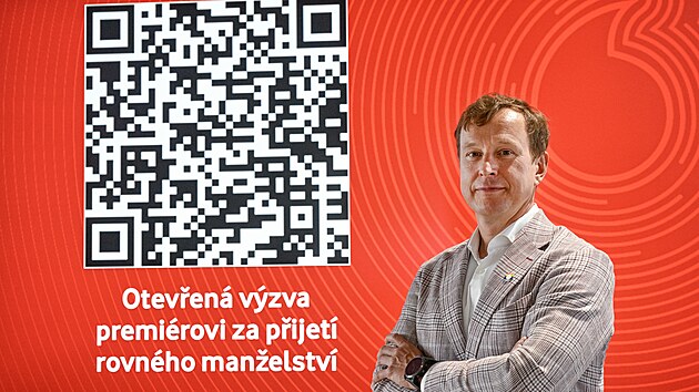 Generln editel Vodafonu Petr Dvok pedstavujc otevenou vzvu velkch spolenost a byznysu k pijet rovnho manelstv (6. z 2023)