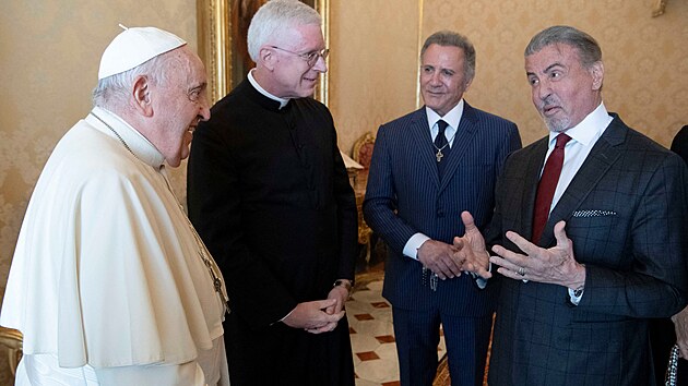 Pape Frantiek pozval do Vatiknu vskutku neobvyklho hosta. Byl jm kultovn herec aknch film Sylvester Stallone znm nejvce pro svou roli boxera Rockyho Balboa. (8. z 2023)