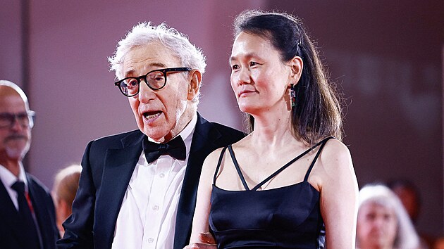 Woody Allen a Soon-Yi Previnov� v Ben�tk�ch (4. z��� 2023)