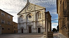 Vysvcením katedrály Duomo to v roce 1462 zaalo. Pape Pius II. si z msta...