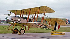 Vickers F.B.5 Gunbus byl "stíhacím letounem" z nouze