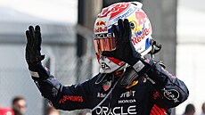 Max Verstappen slaví vítězství ve Velké ceně Itálie.