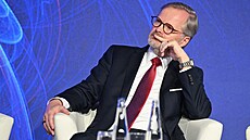 Premiér Petr Fiala vystoupil na konferenci �esko na k�i�ovatce - Vize a...