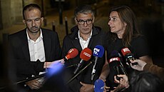Politití vdci levicové strany Manuel Bompard, Olivier Faure a Marine...