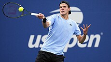Jakub Meník bhem tetího kola tenisového US Open.