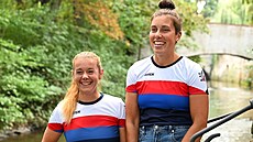 eské veslaky Pavlína Flamíková (vlevo) a Radka Novotníková