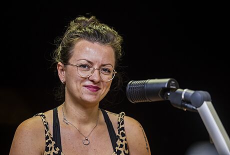Rebelující pirátka árka Václavíková byla hostem podcastu Kontext.