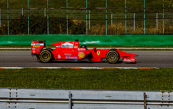 Masaryk Racing Days v Brn. Ferrari 310B Michaela Schumachera z roku 1997.