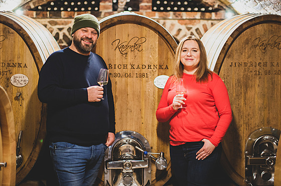 Vina� Jind�ich Kadrnka s man�elkou Marcelou na snímku z roku 2023.