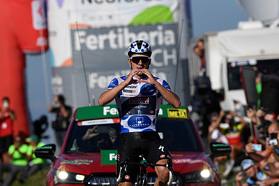 Belgický cyklista Remco Evenepoel (Quick-Step) oslavuje vítzství v osmnácté...