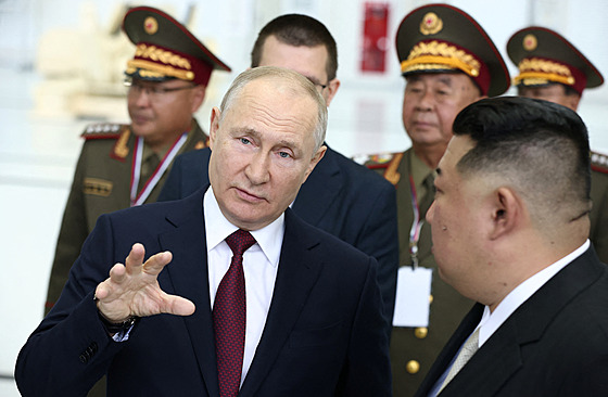 Vladimir Putin a severokorejský lídr Kim ong-un (13. záí 2023)