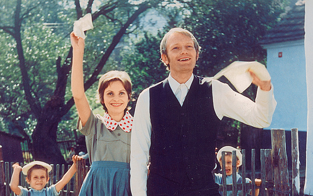 Věděla jsem, že dokud hraju, žiju. Marta Vančurová o nemoci i zprávách z minulosti