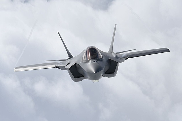 V Ostravě přistály americké letouny F-35. Budou tahákem víkendových Dnů NATO