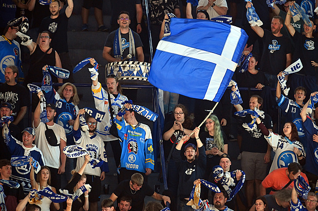 Důležité góly posil, Benák zvládl premiéru. Moc se mi líbil, řekl Zámorský