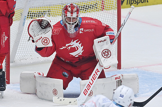 ONLINE: Obhájce titulu Třinec usiluje o první výhru v sezoně, hostí Liberec