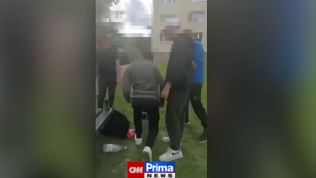 Kvůli surovému napadení školáka na Děčínsku policie obvinila dva mladistvé