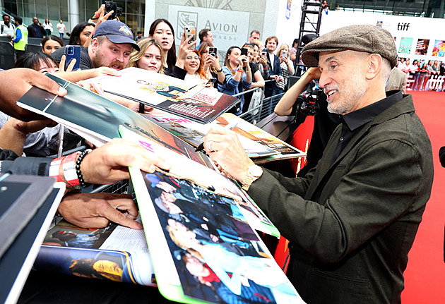 O Pamele Anderson jsme točili co nejblíž realitě, říká režisér Gillespie