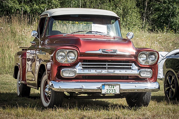 K putování za vůní benzinu lákají američtí drsňáci. V sobotu je ploutvobraní