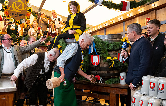 Stačily dva údery a začalo 18 dní pivních orgií, Oktoberfest láká celý svět