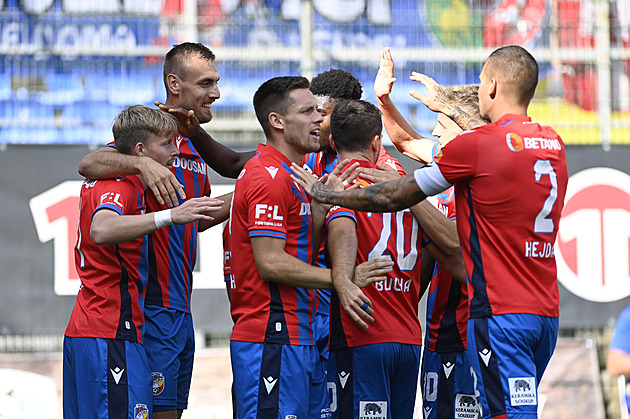 Zlín - Plzeň 1:7, rychlý gól a červená karta odstartovaly debakl